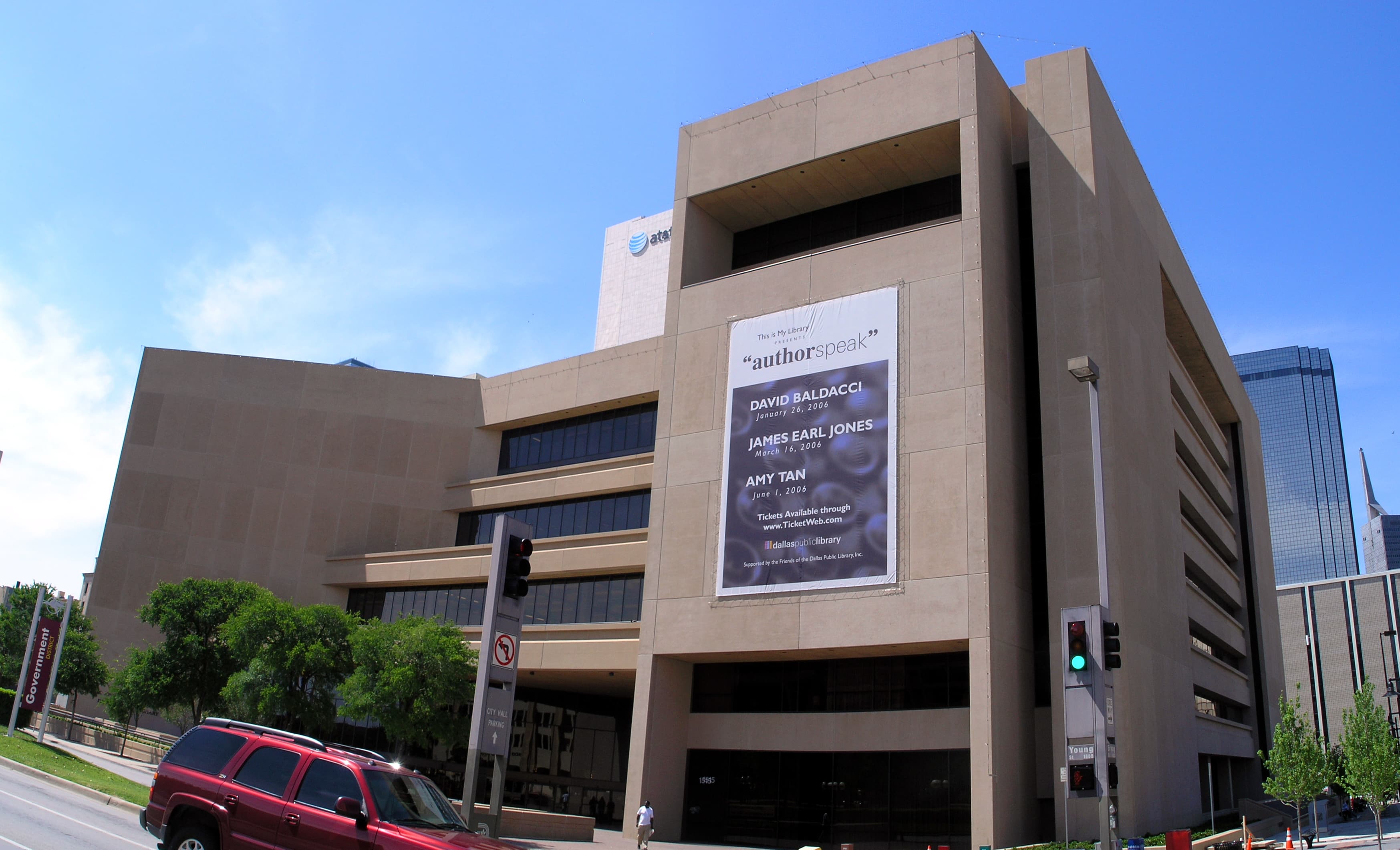 J. Erik Jonsson Central Library